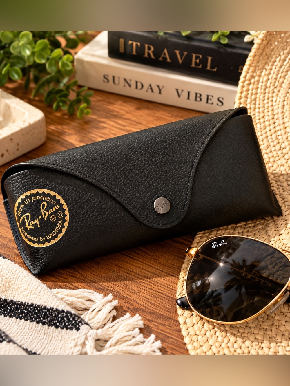 Ray-Ban Classic Black Textured Faux Leather Sunglasses Case Luxottica Authentic